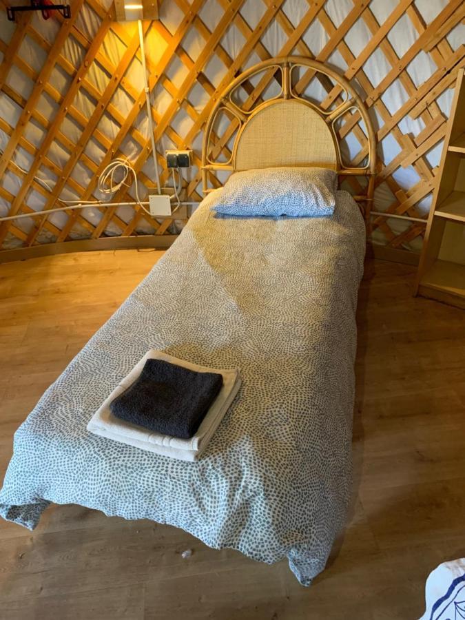 La Yurta De Gaia Villa Сан Лоренсо де Ел Ескориал Екстериор снимка